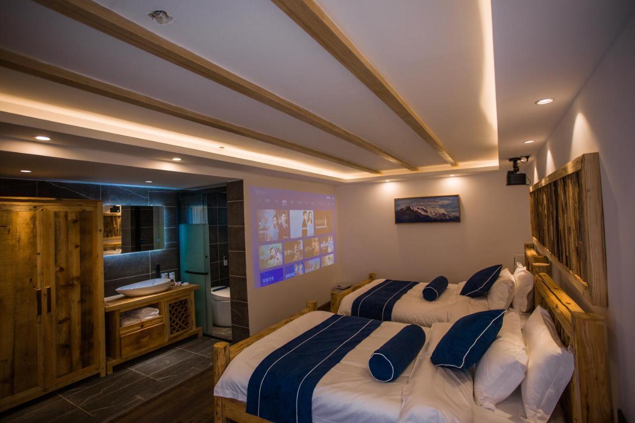 Lijiang Yunqi Holiday Guesthouse Exterior photo