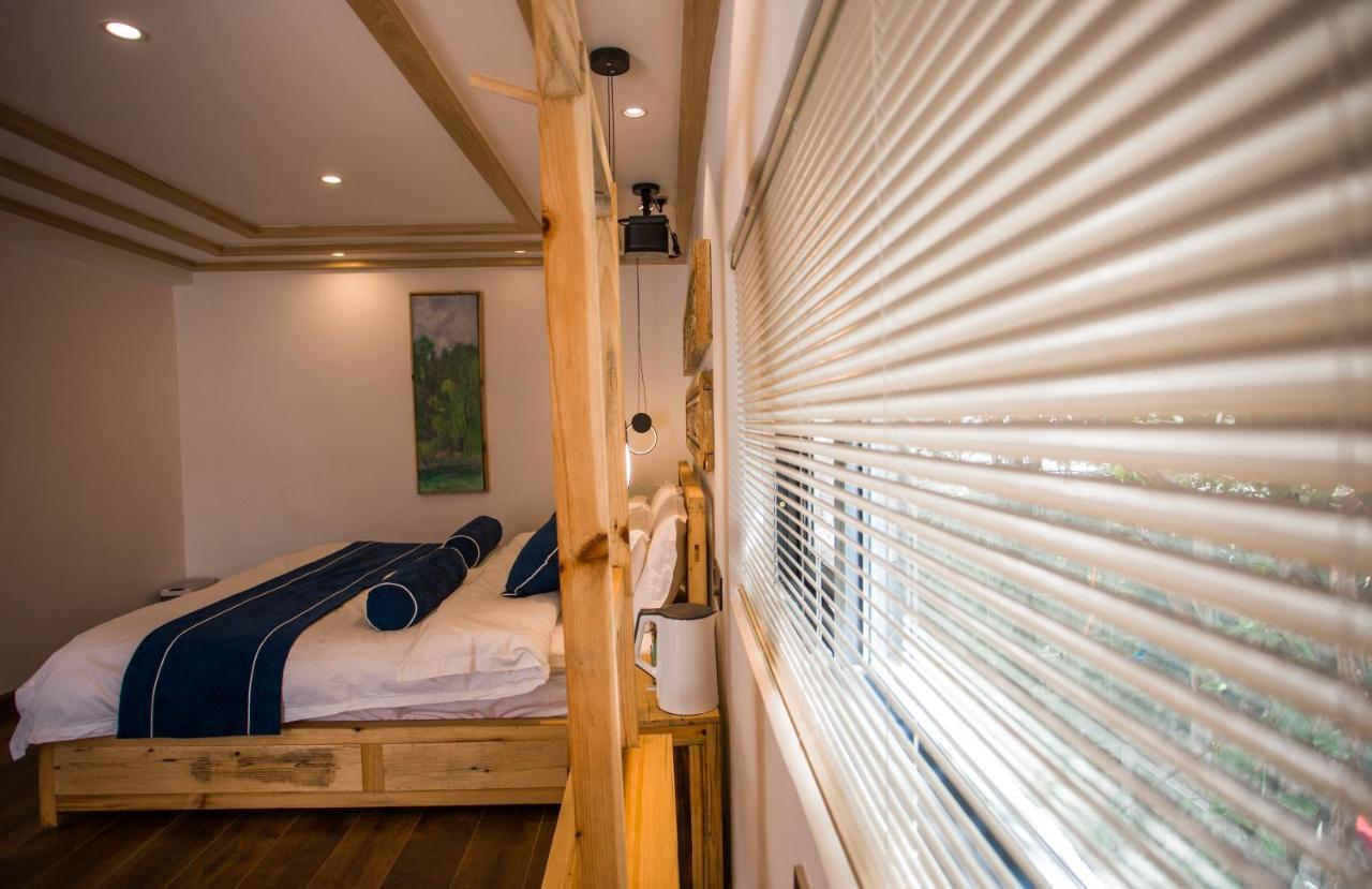 Lijiang Yunqi Holiday Guesthouse Exterior photo